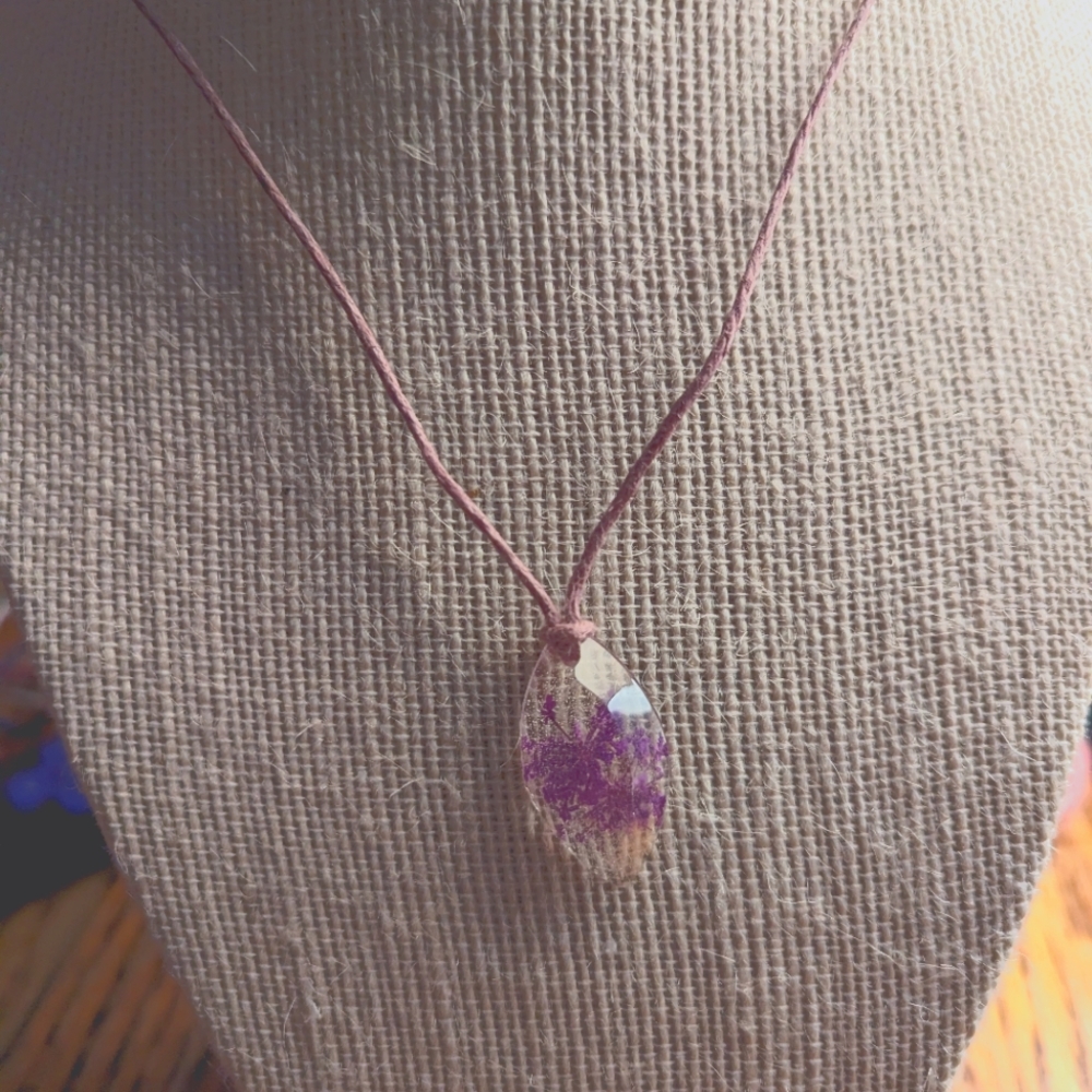 Real purple flower resin & hemp necklace